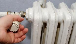 Bucureștenii vor plăti facturi mai mici dacă nu primesc suficientă căldură în calorifer. CGMB a aprobat măsura