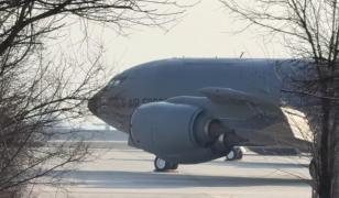 Încă o aeronavă americană de realimentare a aterizat în România