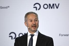 Şeful OMV a găsit soluţia crizei petrolului: "Conduceţi mai puţin". OMV respinge ideea că profită de situaţie