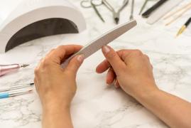 (P) Pile pentru unghii dure sau groase: alegerea granulației corecte pentru unghii sănătoase