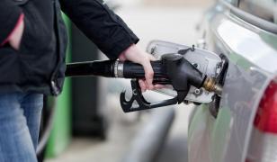 Marea Britanie nu exclude posibilitatea de a raţionaliza carburanţii în Regat