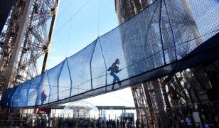 O nouă atracție turistică la Turnul Eiffel. Până când poate fi vizitată