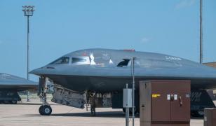 Serviciile secrete îl contrazic pe Trump. Iranul nu a relansat programul nuclear după atacurile din iunie 2025