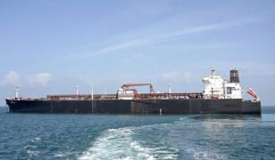 Iranienii vor să taxeze navele care trec prin Strâmtoarea Ormuz