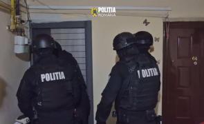 Au plătit scump, după ce s-au lăsat păcăliţi de farmecele unei videochatiste din Capitală