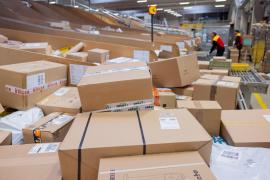 Taxă nouă pentru comenzile online din afara UE. Ce se schimbă de la 1 noiembrie