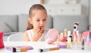 Ce este cosmeticorexia, fenomenul care îi afectează pe copii. Italia anchetează Sephora şi Benefit Cosmetics