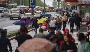 România, lovită de ciclonul Deborah, în weekend. ANM anunţă ploi, vânt puternic şi ninsori la munte