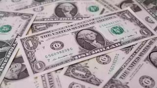 Curs BNR, 3 martie 2026. Leul românesc pierde mai mult de 5 bani în raport cu dolarul american