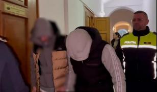 Doi dintre minorii implicaţi în uciderea lui Mario Berinde trimişi în judecată. Criminalul de 13 ani a scăpat