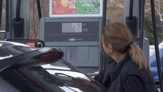 A treia zi consecutivă cu scumpiri la pompă. Cât costă litrul de motorină