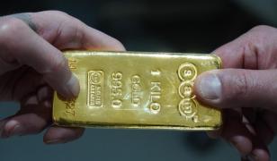 Peste 16 kilograme de aur de contrabandă, în valoare de un milion de euro, confiscate în Capitală