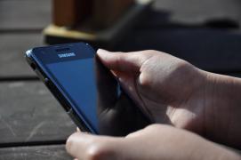 Alertă pentru telefoanele Android: Milioane de aparate infectate de aplicaţiile descărcate de pe Google Play