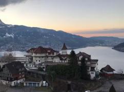 Hotel abandonat de 16 ani, transformat într-un complex rezidenţial cu 90 de apartamente