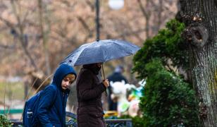 Urmează o săptămână ploioasă în toată ţara. Cum va fi vremea de 1 Mai