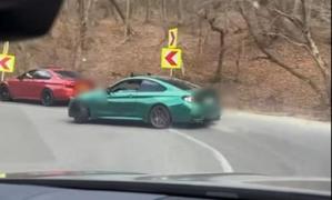 Şapte şoferi care s-au filmat în timp ce fac drifturi, amendaţi de poliţiştii din Cluj