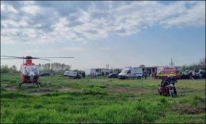 Mașină scăpată de sub control la un târg din Călărași. 5 răniți, o femeie preluată cu elicopterul SMURD