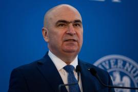 Guvernul reduce acciza la motorină cu 30 de bani, iar benzinăriile vor putea schimba preţul doar o dată pe zi