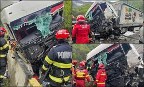 Accident cu două TIR-uri pe DN7, în Vâlcea. Unul dintre şoferi a rămas blocat în cabină