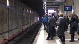 Accesul în Pasajul Piaţa Presei Libere, oprit parţial. Când aplică Metrorex restricţiile