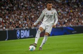 Real Madrid trece cu emoţii de Alaves şi păstrează suspansul în lupta pentru titlul de campioană a Spaniei