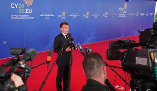 Macron avertizează: SUA nu vor mai proteja Europa mult timp