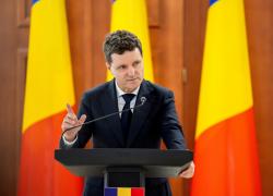 Nicușor Dan contestă la CCR legea care ar permite cheltuieli nelimitate în companiile de stat