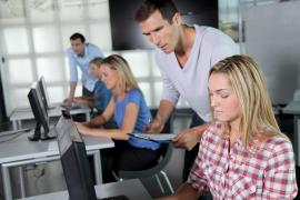 Ţările din UE unde se lucrează peste 50 de ore pe săptămână. România, la coada clasamentului privind studiile