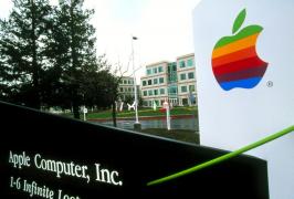 Singurul gigant din Tech care nu investeşte în AI. Motivul pentru care Apple stă departe de noul El Dorado