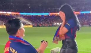 Un suporter al Barcelonei şi-a cerut iubita în căsătorie la El Clasico. Imaginile au devenit virale
