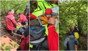 Momentul în care salvatorii ajung la băieţelul dispărut în Sibiu. A supravieţuit singur în pădure, la 0 grade