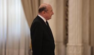 România nu se poate apăra 72 de ore în faţa ruşilor, susţine Băsescu. 