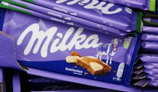 Mai puțină ciocolată, același ambalaj. Producătorul Milka, acuzat că a indus consumatorii în eroare