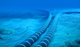 Iranul vrea taxe pe cablurile submarine de internet din Strâmtoarea Ormuz. Risc pentru traficul digital global