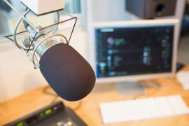Ce au făcut modelele AI după câteva zile fără intervenţie umană la un post de radio