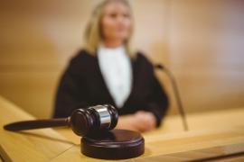 A stat 418 zile după gratii, iar acum statul trebuie să-i plătească ieşeanului despăgubiri de 700.000 de lei