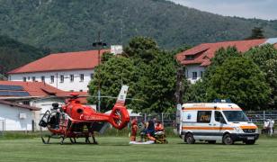 Un căruţaş din Sibiu a ajuns în comă, după ce a căzut din atelaj şi a fost târât 10 metri de cal