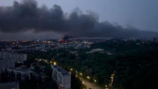 Zelenski spune că Rusia a bombardat Kievul cu zeci de rachete, inclusiv Oreşnik: 