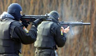 Focuri de armă la Babadag. Luptătorii SAS, mobilizați pentru intervenție