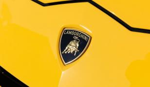 Lamborghini jubilează după eşecul suferit de Ferrari cu primul model electric