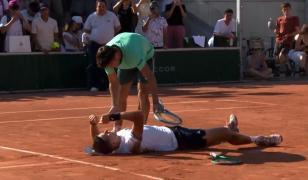 Caniculă extremă la Roland Garros. Un jucător s-a prăbușit pe teren din cauza căldurii