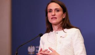 România, gazdă în premieră a Simpozionului NATO despre amenințările hibride. Anunţul Oanei Ţoiu