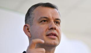 Eugen Tomac, hotărât să ajungă la votul din Parlament: Nu văd niciun motiv să renunţ. Mesajul pentru partide