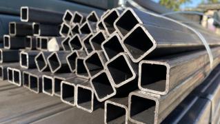 (P) Unde se utilizează țeava pătrată în construcții