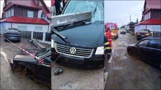 Accident grav între două maşini, în Bivolărie. Două victime au fost transportate la spital