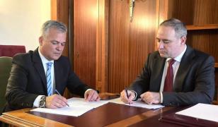 Veştea anunţă că Nazare rămâne la Finanţe dacă trece Guvernul: 
