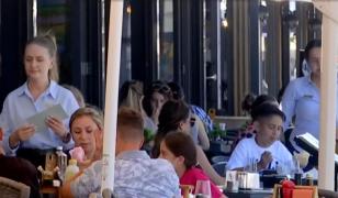 Dreptul pe care puţini clienţi îl cunosc. Ce sunt obligate restaurantele să ofere la cerere
