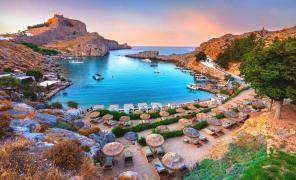 Destinaţia din Europa recomandată pentru o vacanţă în iulie. Are plaje superbe şi preţuri avantajoase