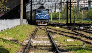 Tânăr de 29 de ani internat la Psihiatrie după ce a pus traverse pe şine la Suceava