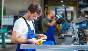 Criză pe piaţa muncii în UE: Vor dispărea peste 1 milion de joburi. Cea mai afectată industrie